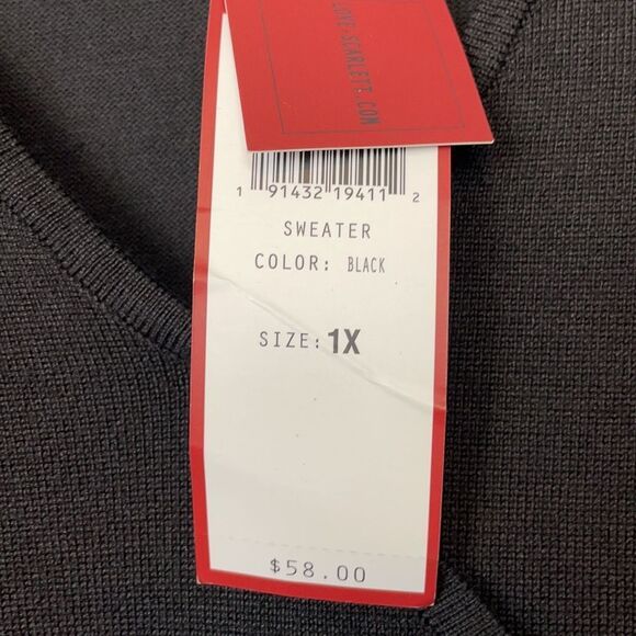 Love Scarlett Black Sweater with white laces on bottom right. Size 1X. - Picture 4 of 14